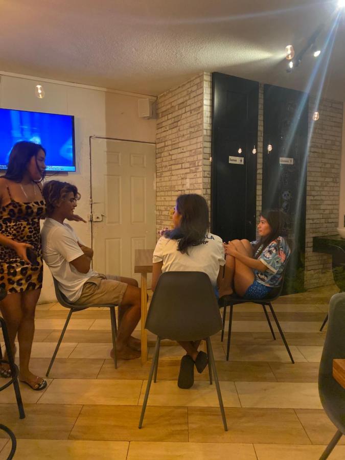 Kaena Point Hostel グアテマラシティ エクステリア 写真