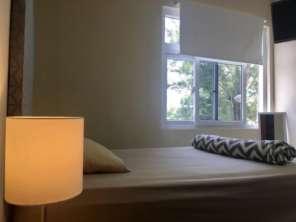 Kaena Point Hostel グアテマラシティ エクステリア 写真