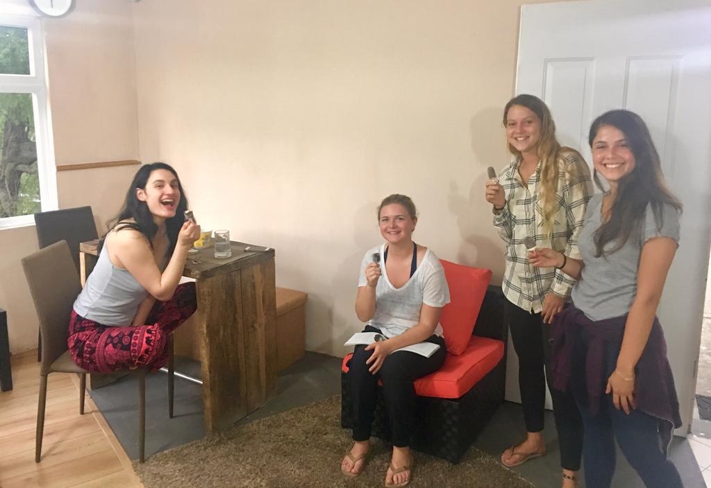 Kaena Point Hostel グアテマラシティ エクステリア 写真