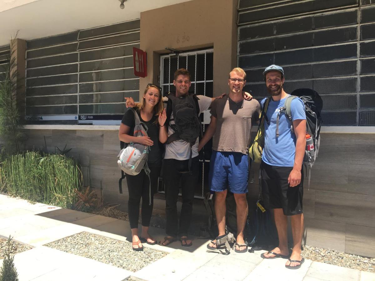 Kaena Point Hostel グアテマラシティ エクステリア 写真